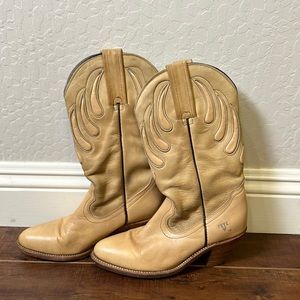 Frye Heeled Women’s Cowboy Boot Buttery Soft Two Tone Leather Size 7R